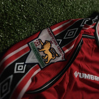 Camiseta retro Manchester United Home Manga Larga 98/99 - Con Patch