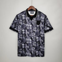 Camiseta UK Retro 1990 - Preto