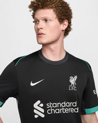 Camiseta Liverpool Away - Edición especial - Campeones 24/25 y Trofeo de Oro