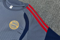 Conjunto para niño/niña Bayern de Múnich 26/27
