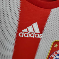 Camiseta Bayern de Munique Retro 2010/2011